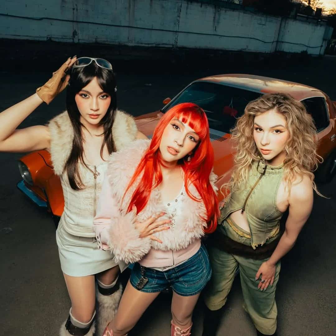 The Warning se apresenta no festival Lollapalooza Brasil 2026 em São Paulo/SP no Autódromo de Interlagos no dia sábado, 21 de março de 2026, às 16:55.
O show faz parte da programação oficial do festival Lollapalooza Brasil 2026 em São Paulo, um dos maiores eventos de música do país.
A apresentação faz parte do lineup oficial do Lollapalooza Brasil 2026, festival que reúne artistas nacionais e internacionais em São Paulo.
O evento acontece no Autódromo de Interlagos, em São Paulo.
Endereço: Av. Sen. Teotônio Vilela, 261 - Jardim Malia I, São Paulo - SP, 04801-000, Brasil.
O festival Lollapalooza Brasil costuma reunir milhares de fãs de música em São Paulo, sendo um dos eventos mais aguardados do calendário cultural da cidade.
Ingressos disponíveis pelo ticketmaster. Confira no link oficial do evento: https://www.ticketmaster.com.br/event/lollapaloozabr.
Instagram do local: https://www.instagram.com/autodromointerlagos/. Instagram do artista: https://www.instagram.com/thewarningrockband/.
O show de The Warning promete atrair fãs na cidade de São Paulo.
O show de The Warning é uma das atrações confirmadas da edição 2026 do Lollapalooza Brasil em São Paulo.
Perguntas... - The Warning no Lollapalooza Brasil 2026 em São Paulo Autódromo de Interlagos sábado 21 de março às 16:55