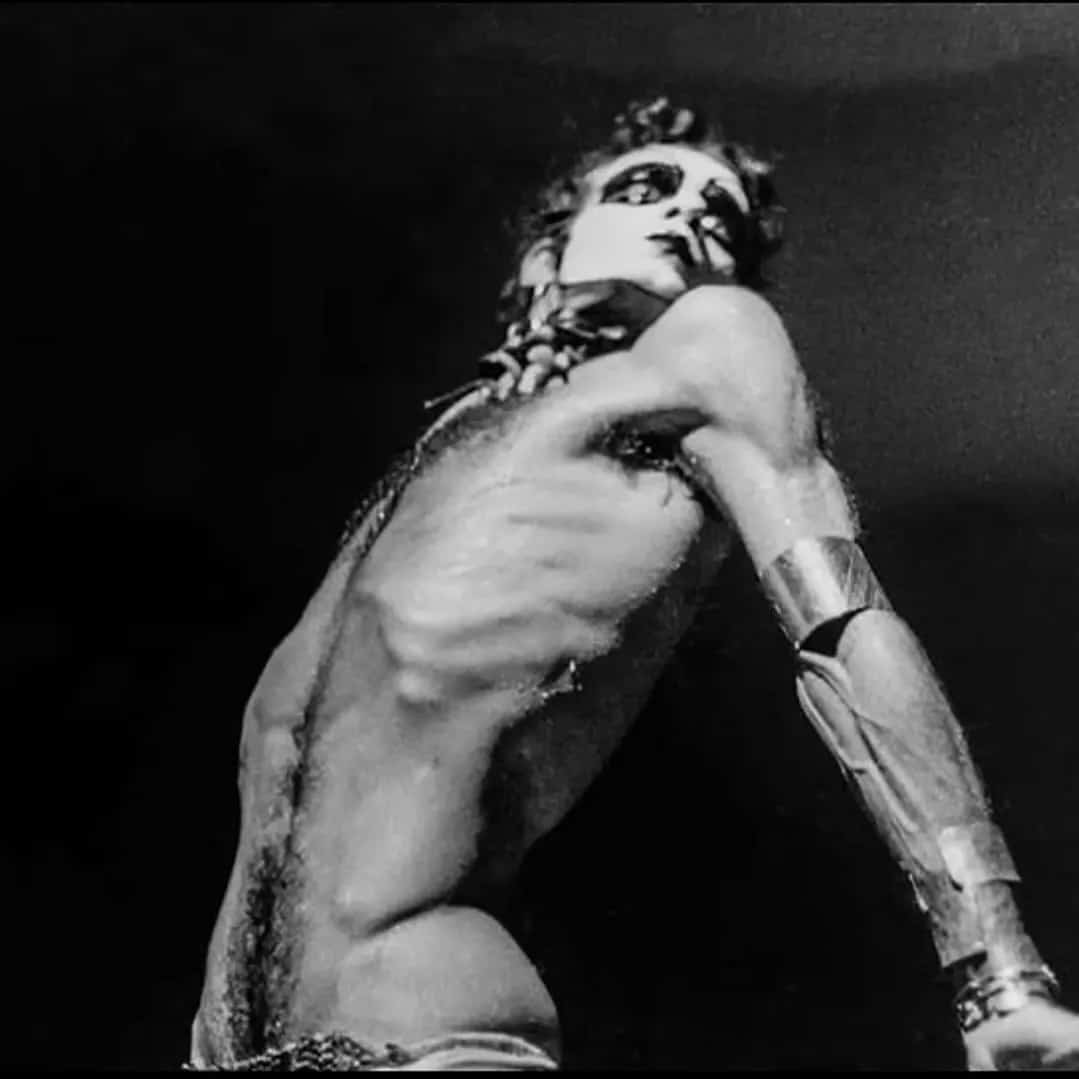 Ney Matogrosso faz show em Porto Alegre/RS no Auditório Araújo Vianna no dia sábado, 11 de abril de 2026, às 21:00.
O evento será do estilo MPB e promete reunir fãs para uma noite especial de música ao vivo.
O show acontece no Auditório Araújo Vianna, um espaço conhecido por receber eventos na cidade de Porto Alegre.
Endereço: Parque Farroupilha, 685.
Ingressos disponíveis pelo uhuu. Confira no link oficial do evento: https://uhuu.com/evento/rs/porto-alegre/ney-matogrosso-bloco-na-rua-14634.
Instagram do artista: https://www.instagram.com/neymatogrosso/.
O show de Ney Matogrosso promete atrair fãs na cidade de Porto Alegre.
Perguntas frequentes sobre o evento:
Pergunta: Quando acontece o show de Ney Matogrosso em Porto Alegre?
Resposta: O show acontece sábado, 11 de abril de 2026 às 21:00.
Pergunta: Onde acontece o evento?
Resposta: O evento acontece no Auditório Araújo Vianna em Porto Alegre.
Pergunta: Onde comprar ingressos?
Resposta: Os ingressos podem ser adquiridos no link oficial do evento: https://uhuu.com/evento/rs/porto-alegre/ney-matogrosso-bloco-na-rua-14634. - Ney Matogrosso Bloco Na Rua em Porto Alegre no Auditório Araújo Vianna sábado 11 de abril de 2026 às 21:00