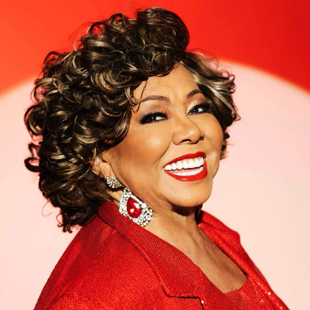 Alcione faz show em Pelotas/RS no Centro de Eventos da Fenadoce no dia domingo, 5 de abril de 2026, às 17:30.
O evento será do estilo Samba e promete reunir fãs para uma noite especial de música ao vivo.
O show acontece no Centro de Eventos da Fenadoce, um espaço conhecido por receber eventos na cidade de Pelotas.
Endereço: Av. Pinheiro Machado, 3390 - Fragata, Pelotas - RS, 96040-500, Brasil.
Ingressos disponíveis pelo minhaentrada.com.br. Confira no link oficial do evento: https://minhaentrada.com.br/evento/alcione-pelotas-28113.
Instagram do artista: https://www.instagram.com/alcioneamarrom/.
O show de Alcione promete atrair fãs na cidade de Pelotas.
Perguntas frequentes sobre o evento:
Pergunta: Quando acontece o show de Alcione em Pelotas?
Resposta: O show acontece domingo, 5 de abril de 2026 às 17:30.
Pergunta: Onde acontece o evento?
Resposta: O evento acontece no Centro de Eventos da Fenadoce em Pelotas.
Pergunta: Onde comprar ingressos?
Resposta: Os ingressos podem ser adquiridos no link oficial do evento: https://minhaentrada.com.br/evento/alcione-pelotas-28113. - Alcione em Pelotas no Centro de Eventos da Fenadoce dia 5 de abril de 2026 às 17:30