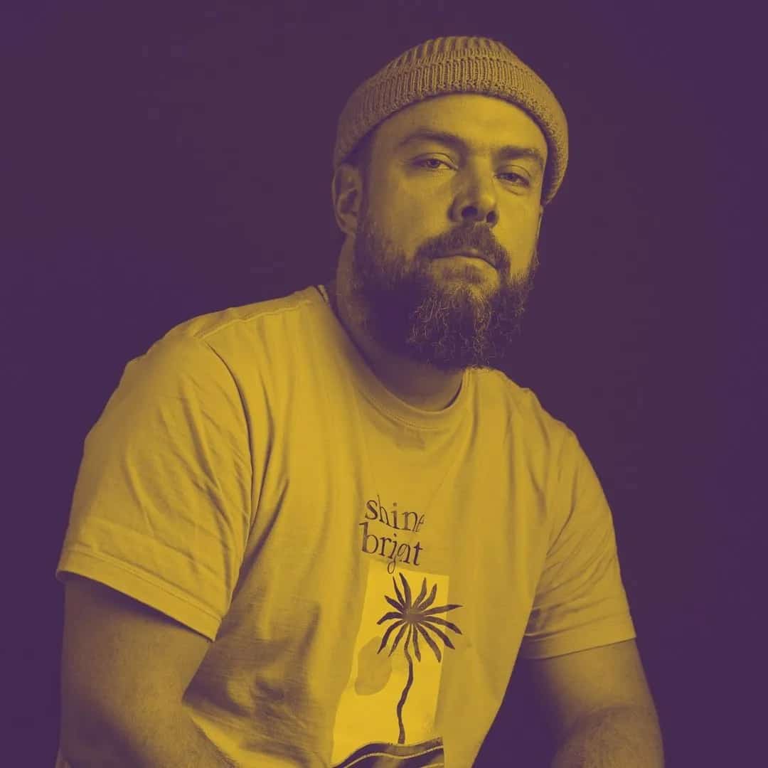 Lou Piensa faz show em São Paulo/SP no Blue Note São Paulo no dia terça-feira, 31 de março de 2026, às 22:30.
O evento será do estilo Jazz e promete reunir fãs para uma noite especial de música ao vivo.
O show acontece no Blue Note São Paulo, um espaço conhecido por receber eventos na cidade de São Paulo.
Endereço: Av. Paulista, 2073 - Bela Vista, São Paulo - SP, 01311-300, Brasil.
Consulte informações e ingressos nos canais oficiais do evento.
Instagram do local: https://www.instagram.com/bluenotesp/. Instagram do artista: https://instagram.com/lou_piensa.
O show de Lou Piensa promete atrair fãs na cidade de São Paulo.
Perguntas frequentes sobre o evento:
Pergunta: Quando acontece o show de Lou Piensa em São Paulo?
Resposta: O show acontece terça-feira, 31 de março de 2026 às 22:30.
Pergunta: Onde acontece o evento?
Resposta: O evento acontece no Blue Note São Paulo em São Paulo. - Lou Piensa na Terça de Blue — Blue Note São Paulo, terça-feira 31 de março de 2026 às 22:30