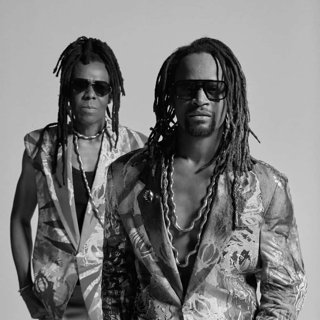 Cidade Negra faz show em Porto Alegre/RS no Auditório Araújo Vianna no dia sábado, 11 de julho de 2026, às 21:00.
O evento será do estilo Reggae e promete reunir fãs para uma noite especial de música ao vivo.
O show acontece no Auditório Araújo Vianna, um espaço conhecido por receber eventos na cidade de Porto Alegre.
Endereço: Parque Farroupilha, 685.
Ingressos disponíveis pelo sympla. Confira no link oficial do evento: https://bileto.sympla.com.br/event/112945.
Instagram do artista: https://www.instagram.com/cidadenegra/.
O show de Cidade Negra promete atrair fãs na cidade de Porto Alegre.
Perguntas frequentes sobre o evento:
Pergunta: Quando acontece o show de Cidade Negra em Porto Alegre?
Resposta: O show acontece sábado, 11 de julho de 2026 às 21:00.
Pergunta: Onde acontece o evento?
Resposta: O evento acontece no Auditório Araújo Vianna em Porto Alegre.
Pergunta: Onde comprar ingressos?
Resposta: Os ingressos podem ser adquiridos no link oficial do evento: https://bileto.sympla.com.br/event/112945. - Cidade Negra em Porto Alegre no Auditório Araújo Vianna sábado, 11 de julho de 2026 às 21h