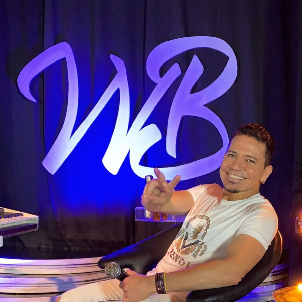 Washington Brasileiro faz show em Parauapebas/PA no Ginásio Poliesportivo - Parauapebas no dia sábado, 18 de abril de 2026, às 22:03.
O evento será do estilo Forró e promete reunir fãs para uma noite especial de música ao vivo.
O show acontece no Ginásio Poliesportivo - Parauapebas, um espaço conhecido por receber eventos na cidade de Parauapebas.
Endereço: 644 - R. Rio Dourado, 488 - Beira Rio, Parauapebas - PA, 68515-000, Brasil.
Ingressos disponíveis pelo vaideingresso.com.br. Confira no link oficial do evento: https://www.vaideingresso.com.br/show-do-washington-brasileiro.
Instagram do artista: https://www.instagram.com/washingtonbrasileiro/.
O show de Washington Brasileiro promete atrair fãs na cidade de Parauapebas.
Perguntas frequentes sobre o evento:
Pergunta: Quando acontece o show de Washington Brasileiro em Parauapebas?
Resposta: O show acontece sábado, 18 de abril de 2026 às 22:03.
Pergunta: Onde acontece o evento?
Resposta: O evento acontece no Ginásio Poliesportivo - Parauapebas em Parauapebas.
Pergunta: Onde comprar ingressos?
Resposta: Os ingressos podem ser adquiridos no link oficial do evento:... - Washington Brasileiro em Parauapebas no Ginásio Poliesportivo, sábado 18 de abril de 2026 às 22h03