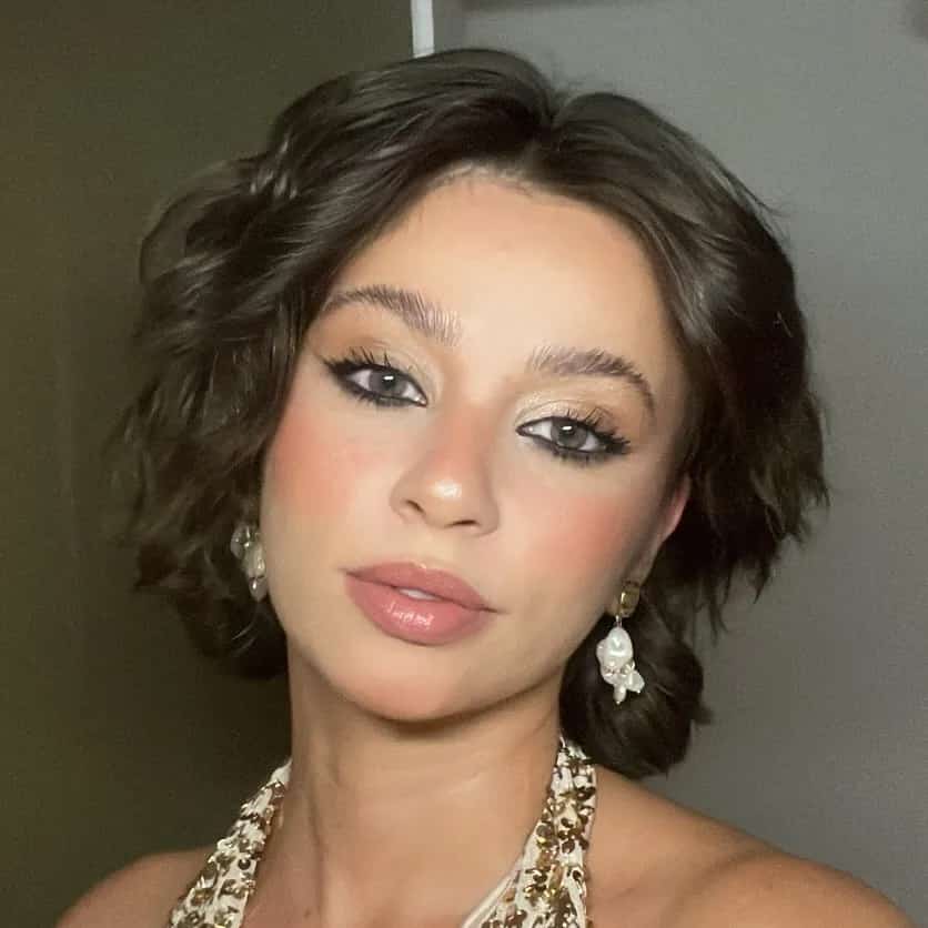 Raquel Feu faz show em Belo Horizonte/MG no Alpendre 70 no dia sábado, 14 de março de 2026, às 16:00.
O evento será do estilo Samba e promete reunir fãs para uma noite especial de música ao vivo.
O show acontece no Alpendre 70, um espaço conhecido por receber eventos na cidade de Belo Horizonte.
Endereço: R. Mármore, 70 - Santa Tereza, Belo Horizonte - MG, 30310-390, Brasil.
Consulte informações e ingressos nos canais oficiais do evento.
Instagram do local: https://www.instagram.com/alpendre70/. Instagram do artista: https://instagram.com/raquelfeu_.
O show de Raquel Feu promete atrair fãs na cidade de Belo Horizonte.
Perguntas frequentes sobre o evento:
Pergunta: Quando acontece o show de Raquel Feu em Belo Horizonte?
Resposta: O show acontece sábado, 14 de março de 2026 às 16:00.
Pergunta: Onde acontece o evento?
Resposta: O evento acontece no Alpendre 70 em Belo Horizonte. - Raquel Feu no Pagode do Felipe Col — Alpendre 70, Belo Horizonte, sábado 14 de março de 2026 às 16h