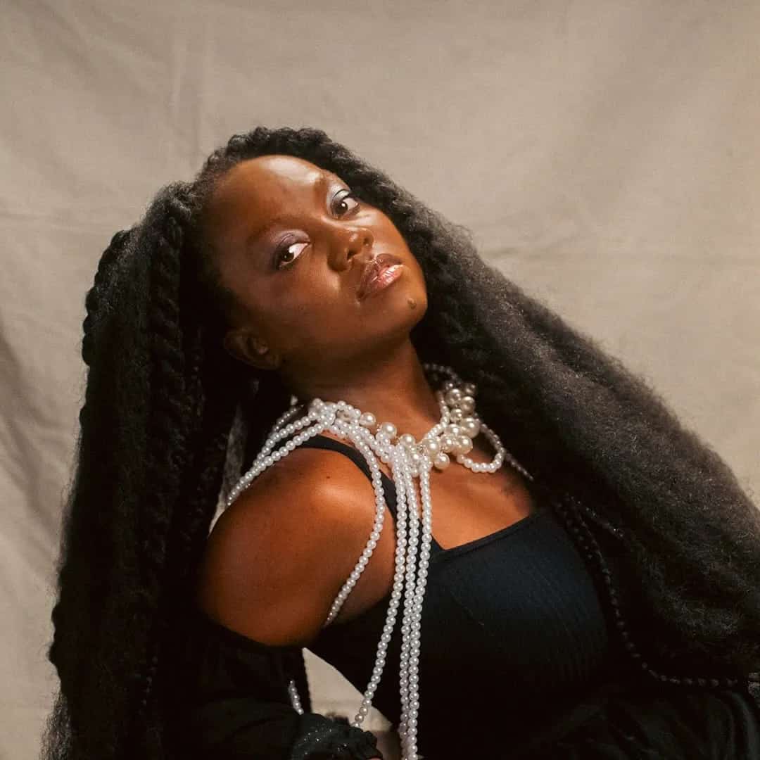 Marissol Mwaba faz show em São Paulo/SP no Blue Note São Paulo no dia quarta-feira, 1 de abril de 2026, às 22:30.
O evento será do estilo MPB e promete reunir fãs para uma noite especial de música ao vivo.
O show acontece no Blue Note São Paulo, um espaço conhecido por receber eventos na cidade de São Paulo.
Endereço: Av. Paulista, 2073 - Bela Vista, São Paulo - SP, 01311-300, Brasil.
Consulte informações e ingressos nos canais oficiais do evento.
Instagram do local: https://www.instagram.com/bluenotesp/. Instagram do artista: https://instagram.com/marissolmwaba.
O show de Marissol Mwaba promete atrair fãs na cidade de São Paulo.
Perguntas frequentes sobre o evento:
Pergunta: Quando acontece o show de Marissol Mwaba em São Paulo?
Resposta: O show acontece quarta-feira, 1 de abril de 2026 às 22:30.
Pergunta: Onde acontece o evento?
Resposta: O evento acontece no Blue Note São Paulo em São Paulo. - Marissol Mwaba em Convecta Expérience — Blue Note São Paulo, quarta-feira 1 de abril de 2026 às 22:30