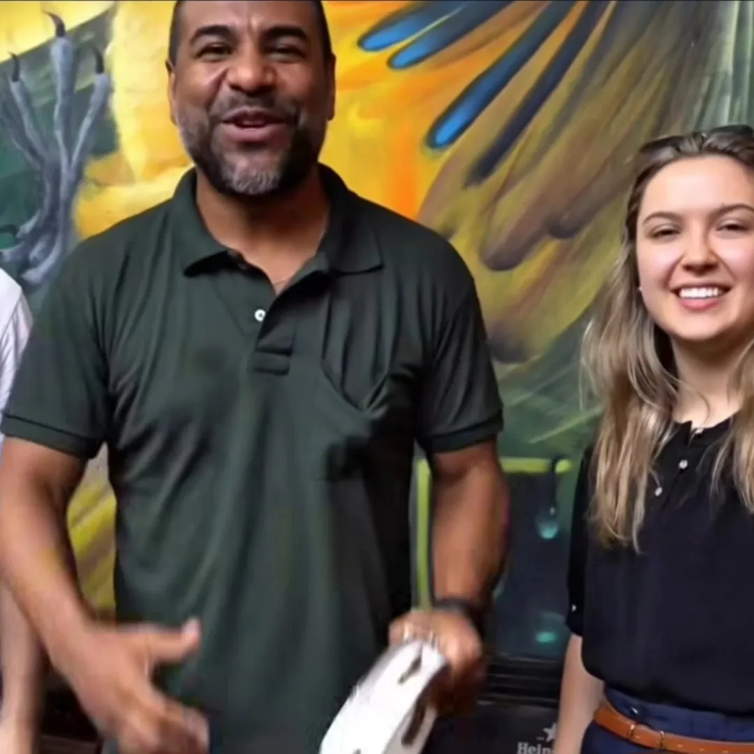 Outros 500 se apresenta em Espaço Cultural 512, bairro Cidade Baixa, Porto Alegre/RS, no dia quinta-feira, 5 de março de 2026, às 20:00.
O show é do estilo MPB e acontece no Bares Espaço Cultural 512. Endereço: R. João Alfredo, 512 - Cidade Baixa, Porto Alegre - RS, 90050-230, Brasil.
Consulte informações e ingressos nos canais oficiais do evento.
Instagram do local: https://www.instagram.com/espacocultural512/. Instagram do artista: https://www.instagram.com/grupo.outros500/. - Outros 500 ao vivo no Bares Espaço Cultural 512 (Cidade Baixa, Porto Alegre-RS) — quinta-feira, 5 de março de 2026 às 20:00