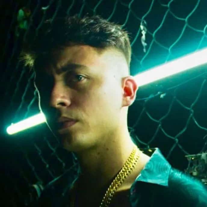 Ian Girão faz show em Belo Horizonte/MG no Clube Chalezinho no dia sexta-feira, 10 de abril de 2026, às 22:00.
O evento será do estilo Trap e promete reunir fãs para uma noite especial de música ao vivo.
O show acontece no Clube Chalezinho, um espaço conhecido por receber eventos na cidade de Belo Horizonte.
Endereço: Av. Professor Mário Werneck, 530 - Estoril, Belo Horizonte - MG, 30455-610, Brasil.
Consulte informações e ingressos nos canais oficiais do evento.
Instagram do local: https://www.instagram.com/_clubechalezinho/. Instagram do artista: https://instagram.com/giraogerahit.
O show de Ian Girão promete atrair fãs na cidade de Belo Horizonte.
Perguntas frequentes sobre o evento:
Pergunta: Quando acontece o show de Ian Girão em Belo Horizonte?
Resposta: O show acontece sexta-feira, 10 de abril de 2026 às 22:00.
Pergunta: Onde acontece o evento?
Resposta: O evento acontece no Clube Chalezinho em Belo Horizonte. - Ian Girão em Trap Stage 2ª Edição no Clube Chalezinho, Belo Horizonte MG, sexta-feira 10 de abril de 2026 às 22:00