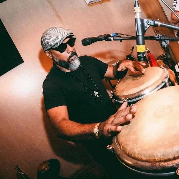 Sandrobueno77 ao vivo em Santos na Everpub - Cervejaria Everbrew, sábado 4 de abril de 2026 às 20:30