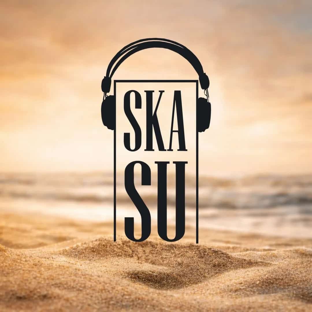 Banda Skasu faz show em Santos/SP no Rusbé no dia sexta-feira, 3 de abril de 2026, às 20:00.
O evento será do estilo Rock e promete reunir fãs para uma noite especial de música ao vivo.
O show acontece no Rusbé, um espaço conhecido por receber eventos na cidade de Santos.
Endereço: Av. Mal. Deodoro, 49 - Gonzaga, Santos - SP, 11065-101, Brasil.
Consulte informações e ingressos nos canais oficiais do evento.
Instagram do local: https://www.instagram.com/santos.rusbe/. Instagram do artista: https://www.instagram.com/skasuoficial/.
O show de Banda Skasu promete atrair fãs na cidade de Santos.
Perguntas frequentes sobre o evento:
Pergunta: Quando acontece o show de Banda Skasu em Santos?
Resposta: O show acontece sexta-feira, 3 de abril de 2026 às 20:00.
Pergunta: Onde acontece o evento?
Resposta: O evento acontece no Rusbé em Santos. - Banda Skasu ao vivo em Santos no Rusbé, sexta-feira 3 de abril de 2026 às 20h