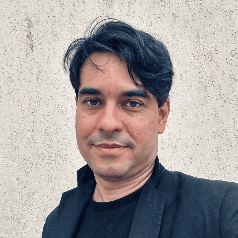 Igor Neves faz show em Belo Horizonte/MG no Clube de Jazz do Café com Letras no dia quarta-feira, 1 de abril de 2026, às 20:00.
O evento será do estilo Jazz e promete reunir fãs para uma noite especial de música ao vivo.
O show acontece no Clube de Jazz do Café com Letras, um espaço conhecido por receber eventos na cidade de Belo Horizonte.
Endereço: R. Antônio de Albuquerque, 47 - Funcionários, Belo Horizonte - MG, 30112-010, Brasil.
Consulte informações e ingressos nos canais oficiais do evento.
Instagram do local: https://www.instagram.com/clubedejazzdocafe/. Instagram do artista: https://instagram.com/igornevespianista.
O show de Igor Neves promete atrair fãs na cidade de Belo Horizonte.
Perguntas frequentes sobre o evento:
Pergunta: Quando acontece o show de Igor Neves em Belo Horizonte?
Resposta: O show acontece quarta-feira, 1 de abril de 2026 às 20:00.
Pergunta: Onde acontece o evento?
Resposta: O evento acontece no Clube de Jazz do Café com Letras em Belo Horizonte. - Igor Neves apresenta My Favorite Things de John Coltrane em Belo Horizonte no Clube de Jazz do Café com Letras, quarta-feira 1 de abril de 2026 às 20h