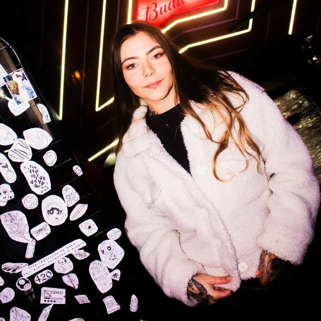 Mikaela no Janela Bar Cidade Baixa — Porto Alegre