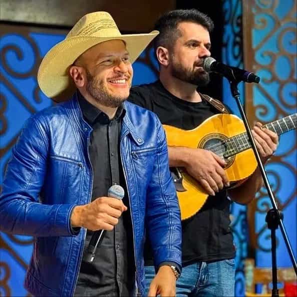 Matheus Minas E Leandro no Bar Brahma — São Paulo