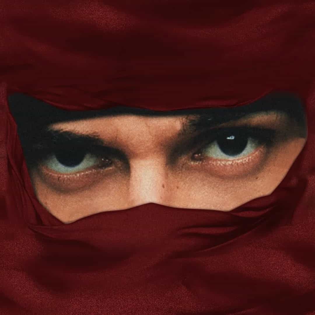 Veigh é um rapper brasileiro de hip hop, destaque com hits como 'Novo Balanço' e o álbum 'Dos Prédios Deluxe', lançado em 2023. Veja a agenda no Rolê Agora.