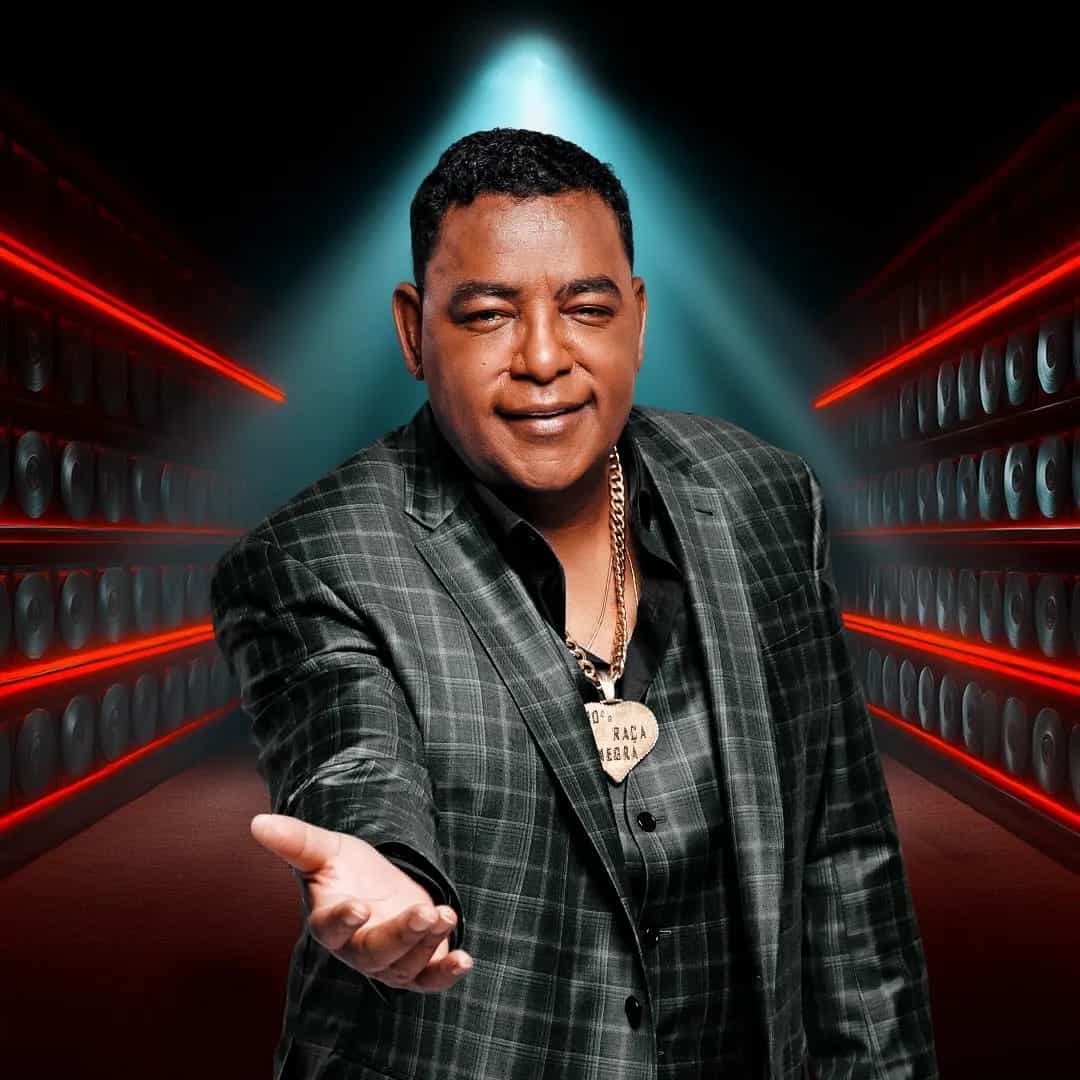 O Raça Negra é um grupo de pagode formado na cidade de São Caetano do Sul em 1983. É um dos grupos pioneiros do desenvolvimento do pagode romântico, com um estilo de samba carregado de romantismo, influenciado também pela Reggae.